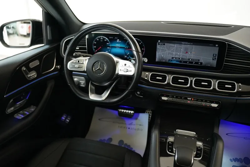 Mercedes-Benz GLE 350 d 4Matic AMG Line Night Package Image 9