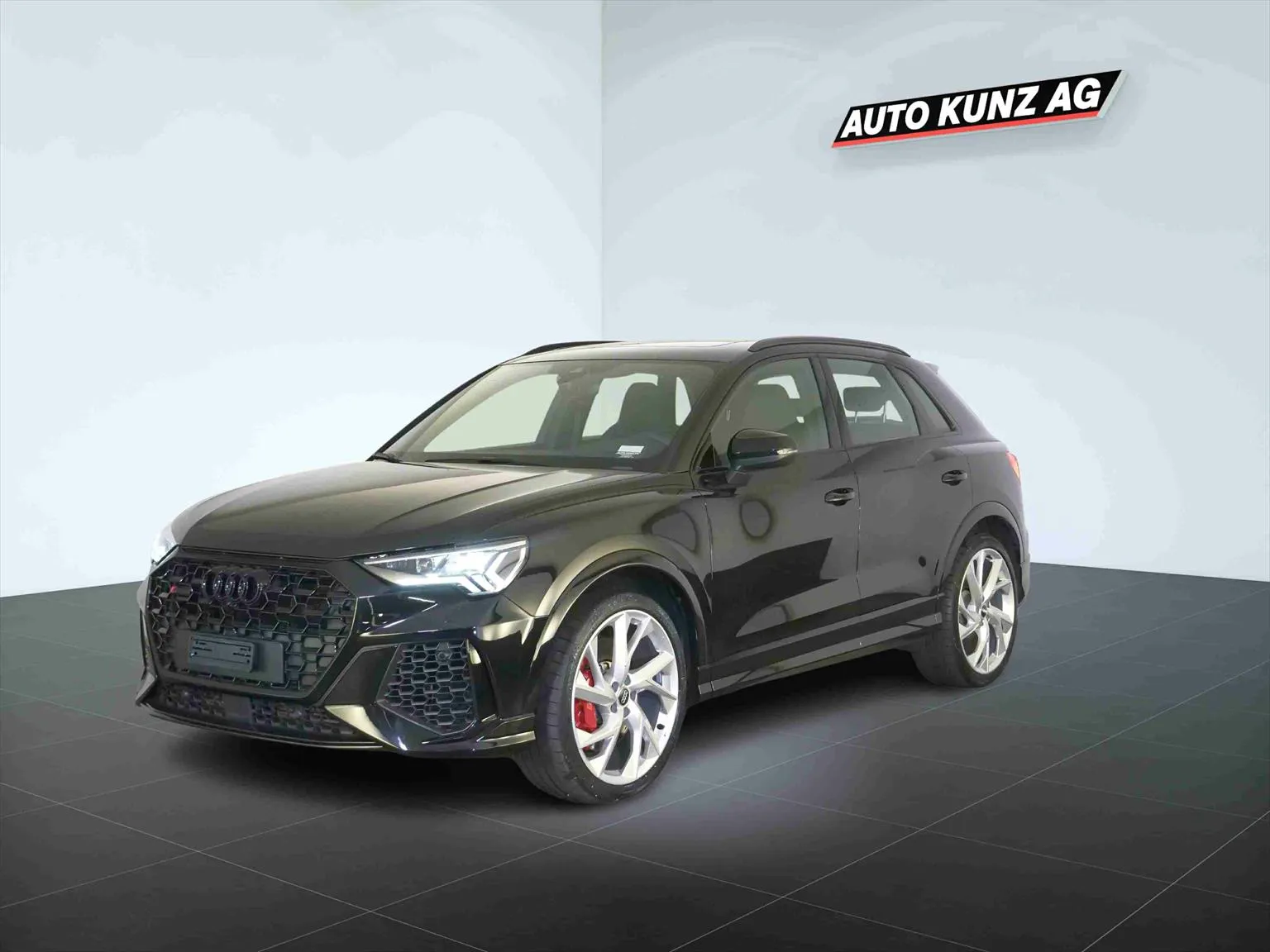 Audi RS Q3 2.5 TFSI quattro S-Tronic  Image 1
