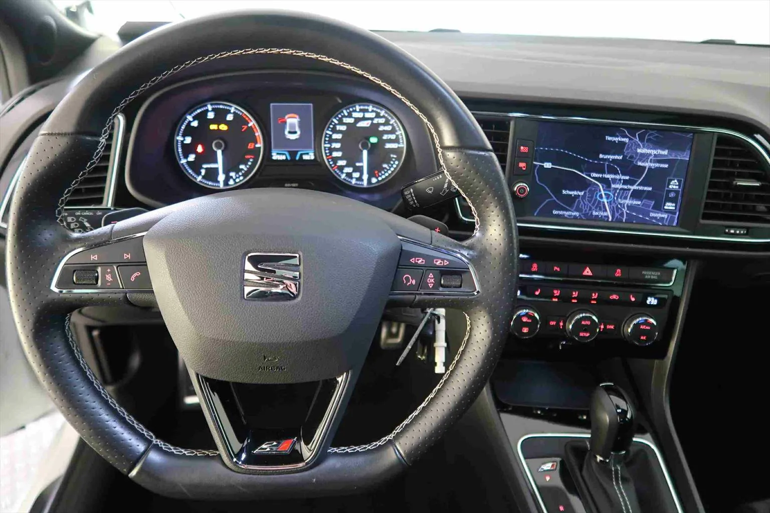 Seat Leon 2.0 TSI Cupra 300  Image 10