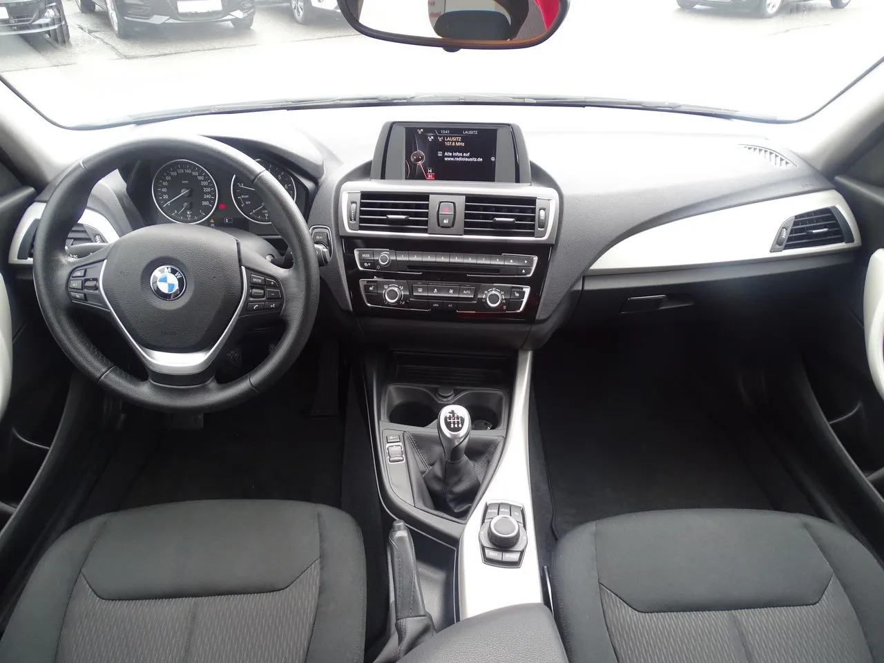 BMW 1er Reihe 118i Advantage...  Image 9
