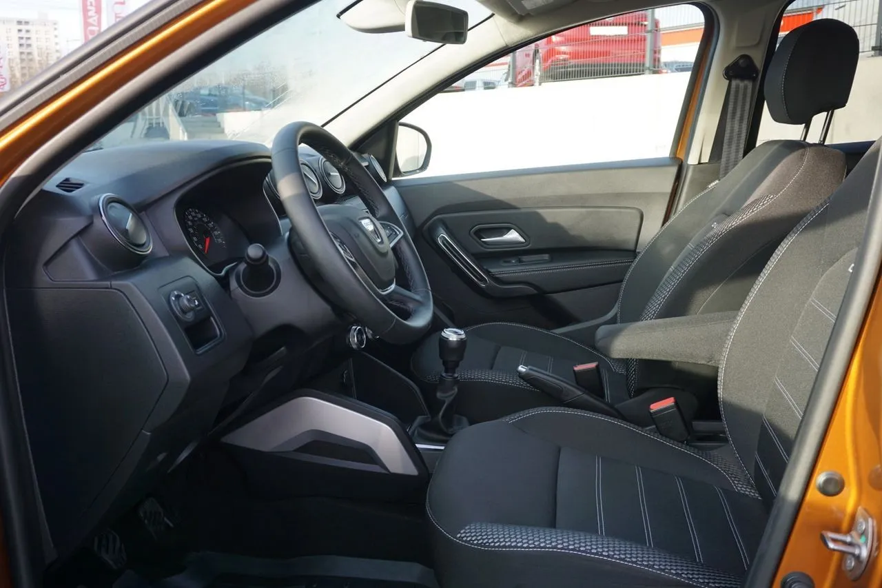 Dacia Duster II 1.2 TCe 125 Prestige...  Image 9