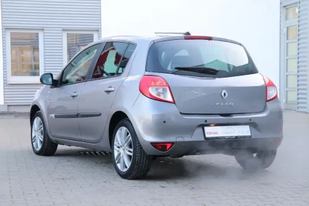 Renault Clio 1.6 16V 110 Night and... 