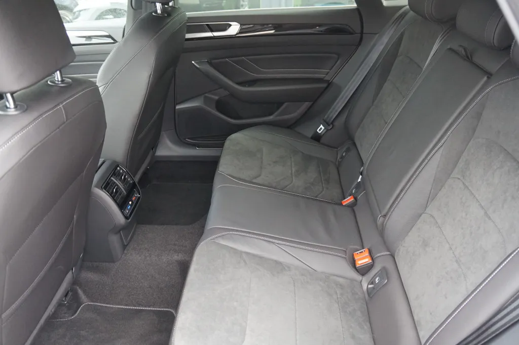 Volkswagen Arteon SHOOTING BRAKE 2.0 TSI DSG R-LINE*NAVI Image 9