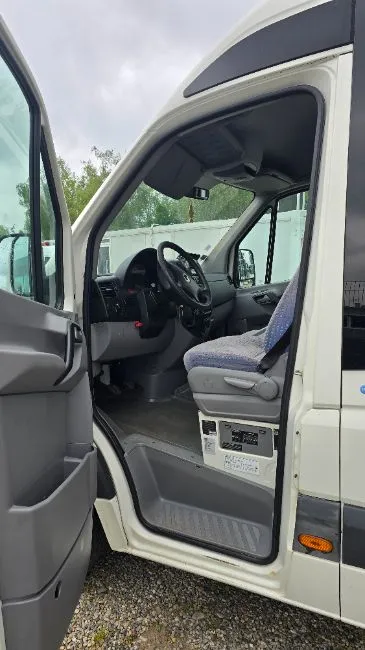 Volkswagen Crafter Integralia Image 10