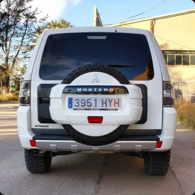 Mitsubishi Montero 3.2DI-D Spirit Spiri Image 3