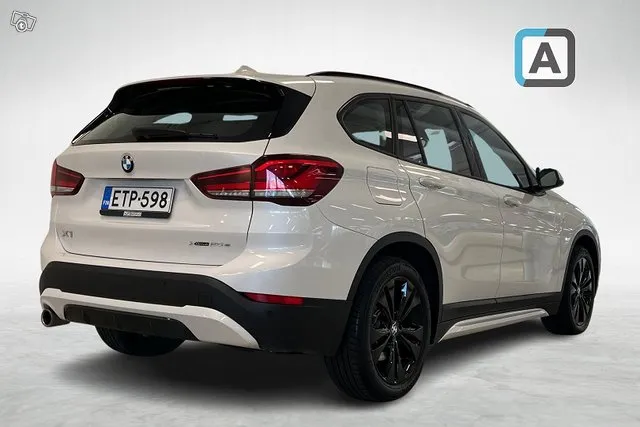 BMW X1 F48 xDrive25e A Charged Edition Sport *Navigointi / HUD* - BPS vaihtoautotakuu 24 kk Image 3