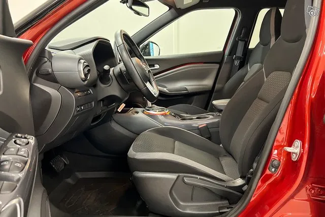 Nissan Juke DIG-T 117HP 7DCT N-Connecta *Navigaattori / Peruutuskamera Image 9
