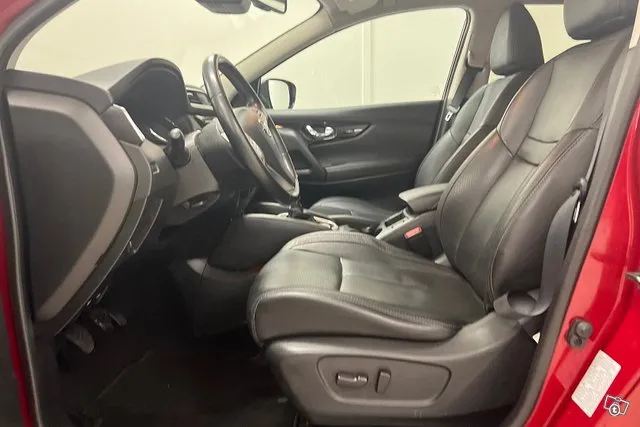 Nissan Qashqai DIG-T 163 Business 360 2WD 6M/T E6 17