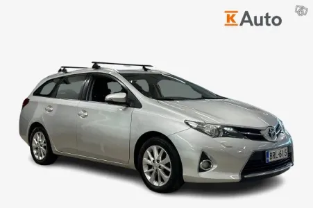 Toyota Auris Touring Sports 1,6 Active*Moottorinlämmitin / Navi / Vakkari / P-Kamera*