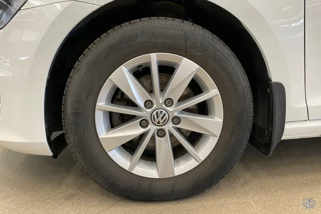Volkswagen Golf Luxline 1,2 TSI 63 kW (85 hv) * Webasto / Vakkari / BT-Audio / Suomi-Auto * Image 9