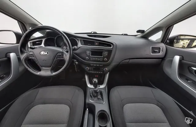 KIA Ceed 1,6 CRDi ISG 136hv EX SW EcoDynamics / Lohkolämmitin + Sisäp. / Ratinlämmitin / Vakionopeudensäädin Image 9