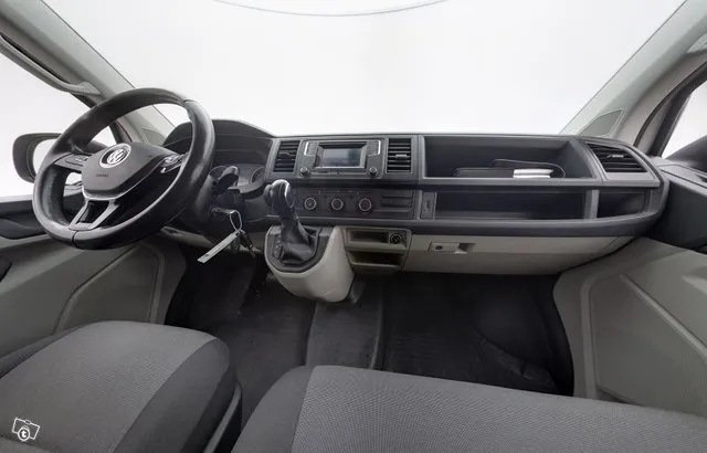 Volkswagen Transporter umpipakettiauto pitkä 2,0 TDI 103 kW DSG EU5 / PA-Lämmitin / Vetokoukku / Vakkari / Ilmastointi / Image 9