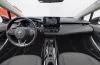 Toyota Corolla Sedan 1,8 Hybrid Active - / Plus-paketti / Bi-LED / Kamera / Älykäs mukautuva vakionopeussäädin / Navi / Thumbnail 9