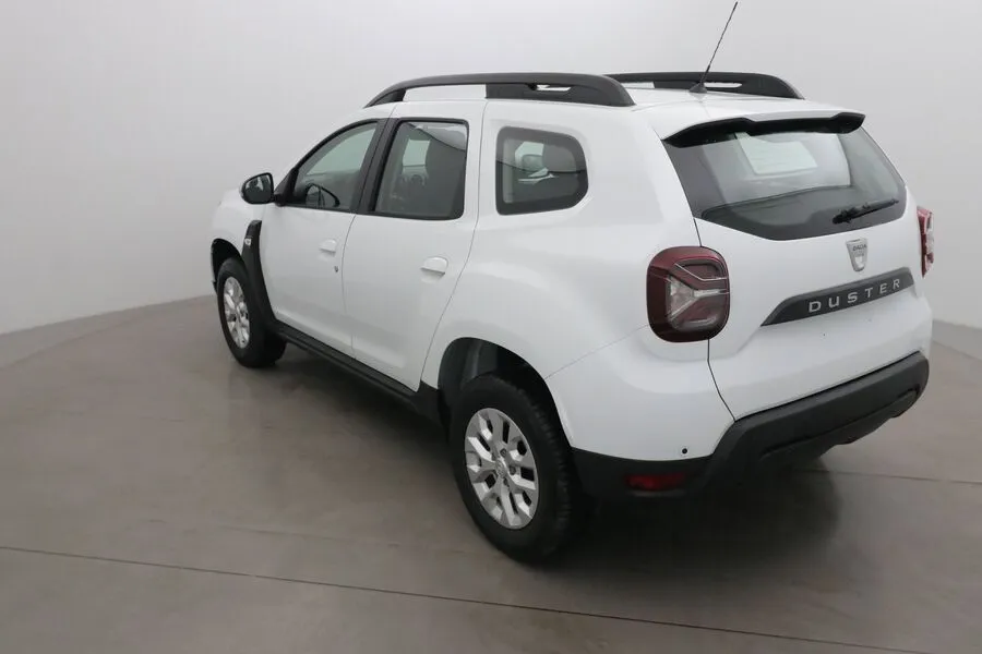 Dacia DUSTER 1.0 TCE 100 CONFORT 4X2 Image 3