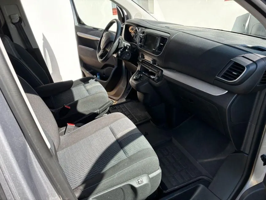 Peugeot Traveller Peugeot Traveller 8 places 180cv BVA Image 4