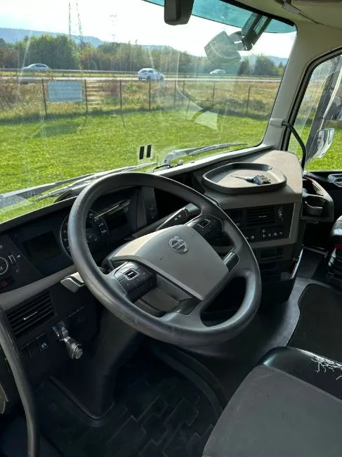 Volvo FH500 Retarder Image 10