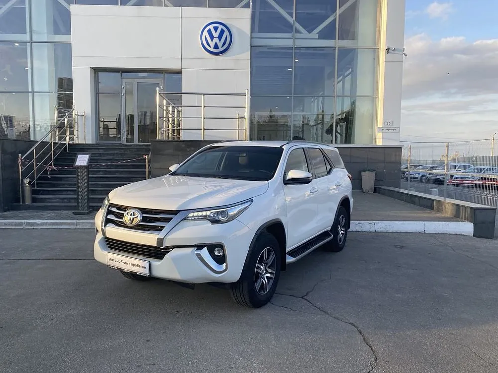 Toyota Fortuner  Image 1