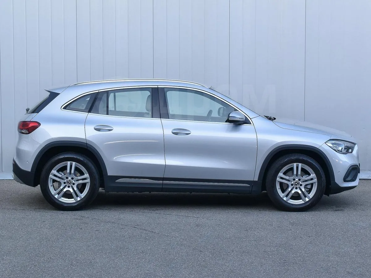 Mercedes-Benz GLA-Class  Image 2