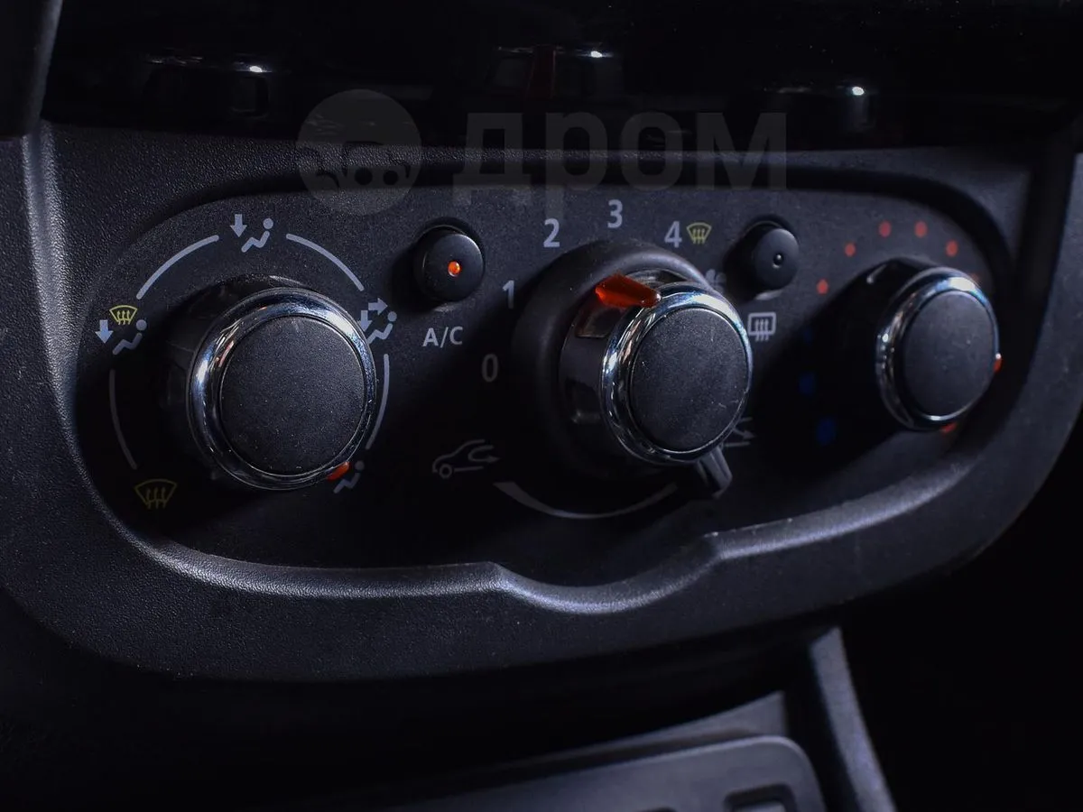 Renault Duster  Image 7