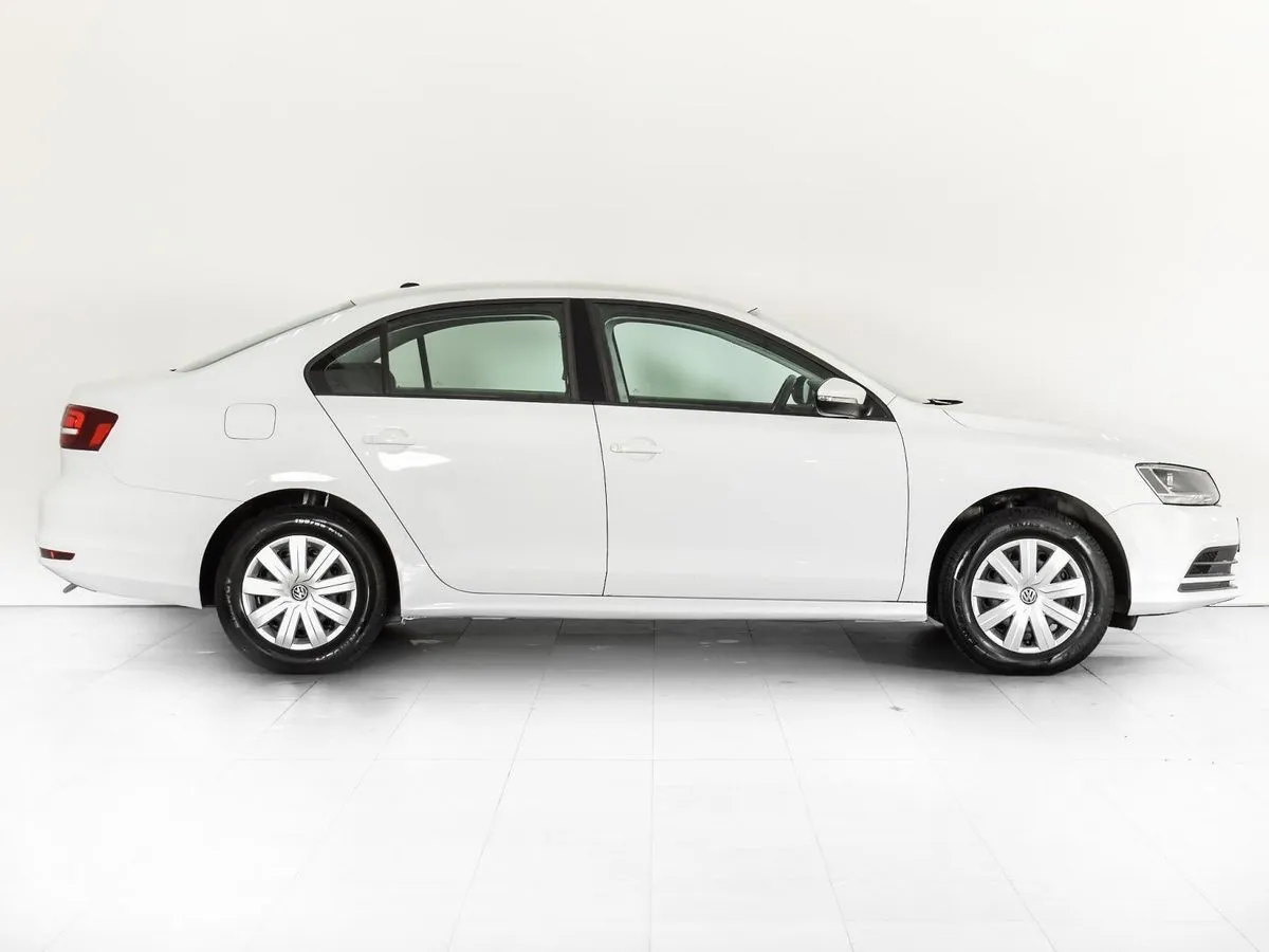 Volkswagen Jetta  Image 5