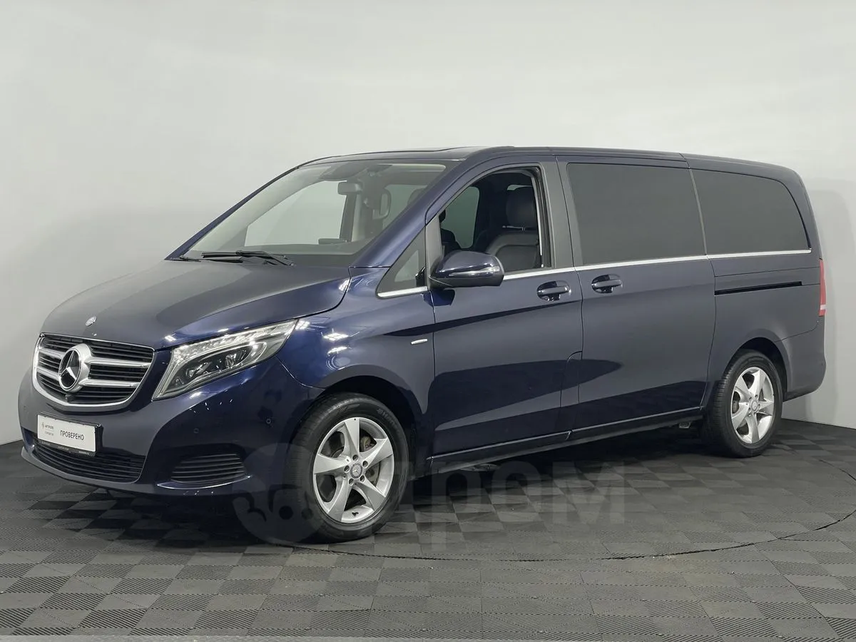 Mercedes-Benz V-Class  Image 1