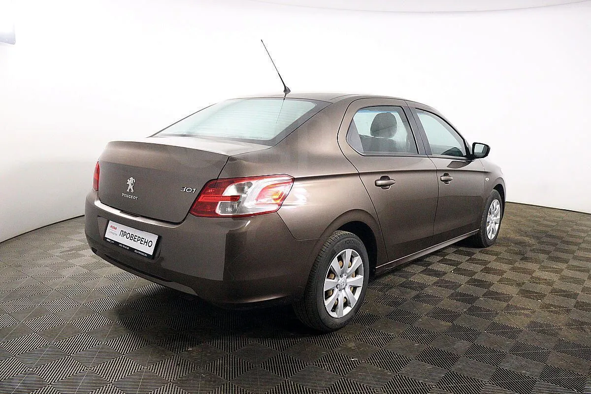 Peugeot 301  Image 5