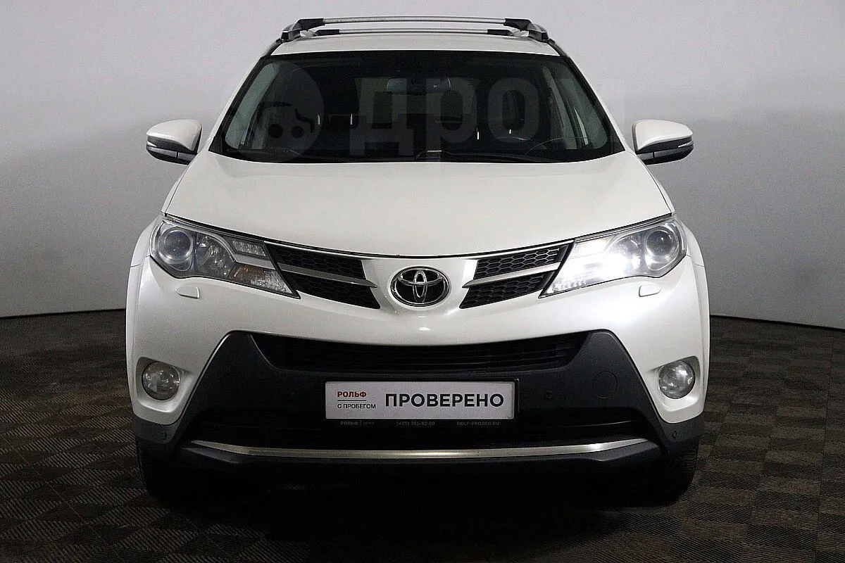 Toyota RAV4  Image 2