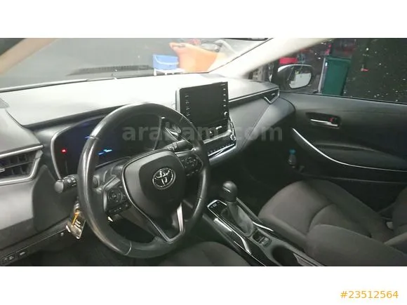 Toyota Corolla 1.8 Hybrid Dream Image 5