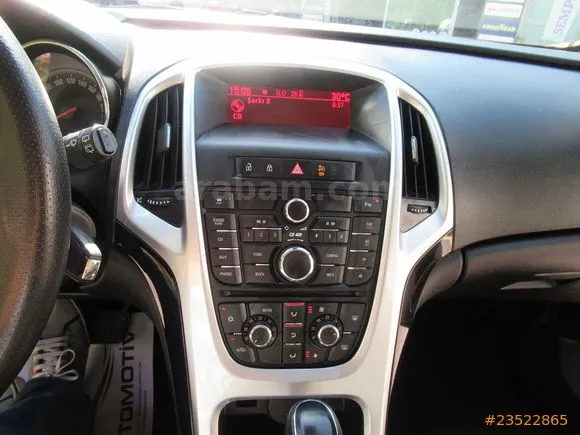 Opel Astra 1.4 T Sport Image 10