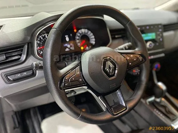 Renault Clio 1.0 TCe Joy Image 9