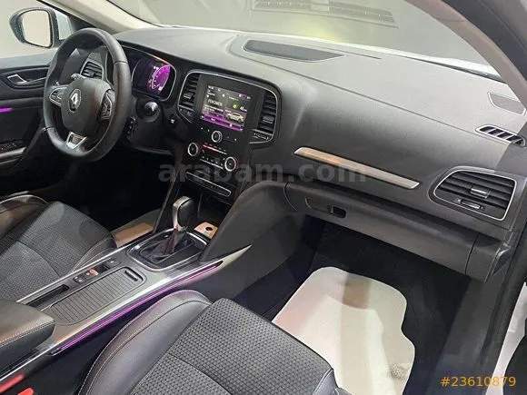 Renault Megane 1.5 Blue DCI Icon Image 9