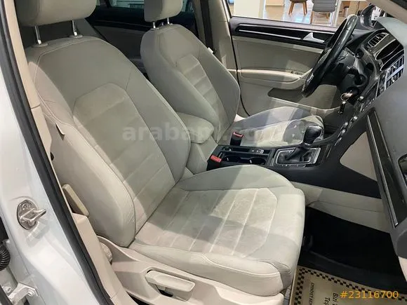 Volkswagen Golf 1.6 TDi BlueMotion Highline Image 10