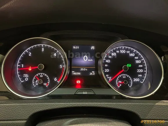 Volkswagen Golf 1.6 TDi BlueMotion Highline Image 9