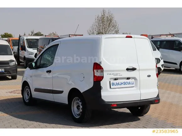 Ford Transit Courier 1.5 TDCi Trend Image 3