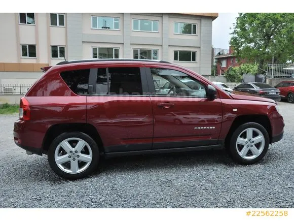 Jeep Compass 2.0 Limited Image 9