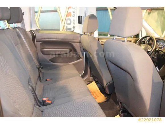 Volkswagen Caddy 2.0 TDI Impression Image 10