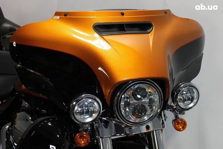 Harley-Davidson FLHTK  Image 5