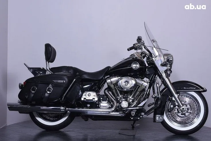 Harley-Davidson Touring  Image 10